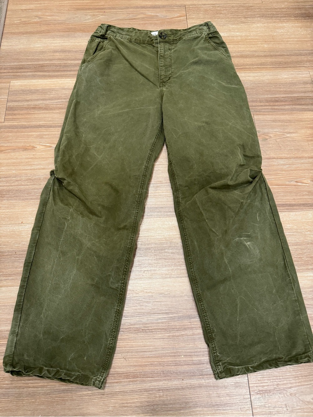 Zara Women’s Olive Green Cargo Trousers
